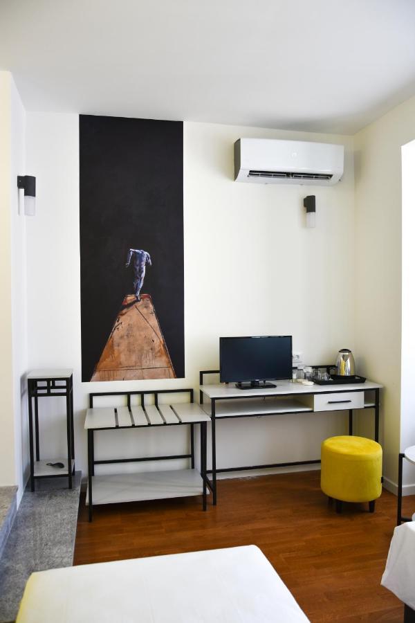 Osten Art Hotel Skopje Exterior photo