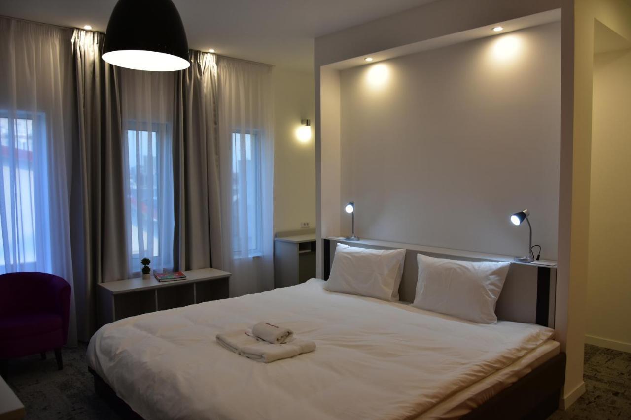 Osten Art Hotel Skopje Exterior photo