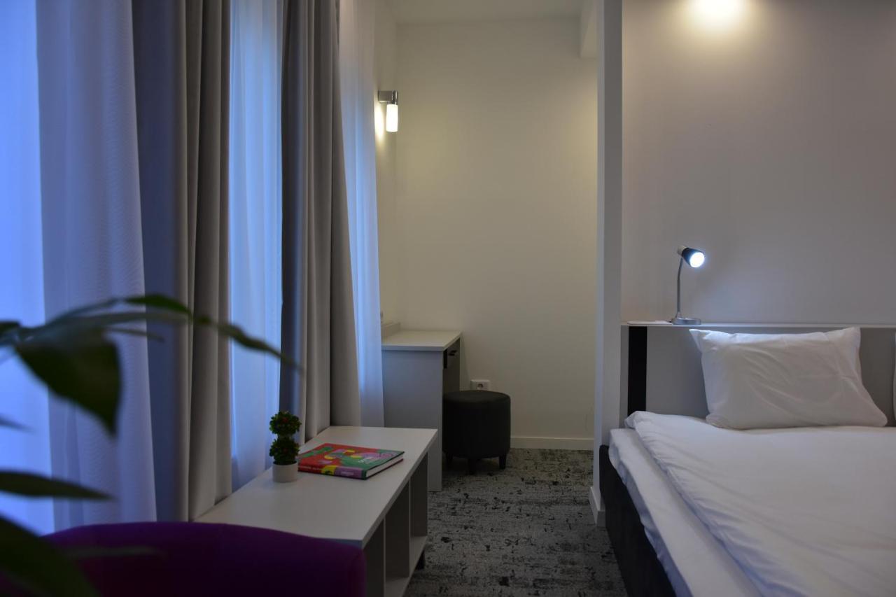 Osten Art Hotel Skopje Exterior photo