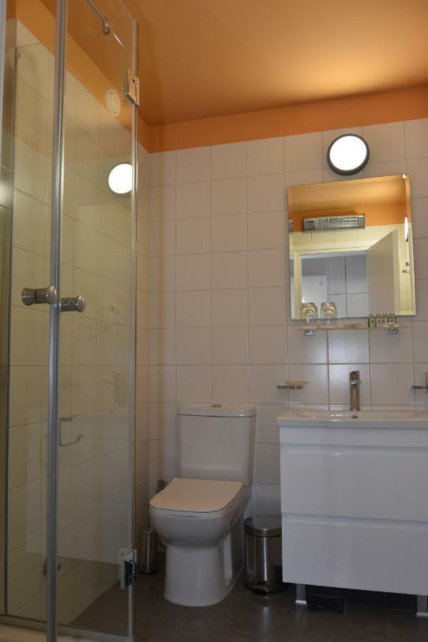 Osten Art Hotel Skopje Exterior photo